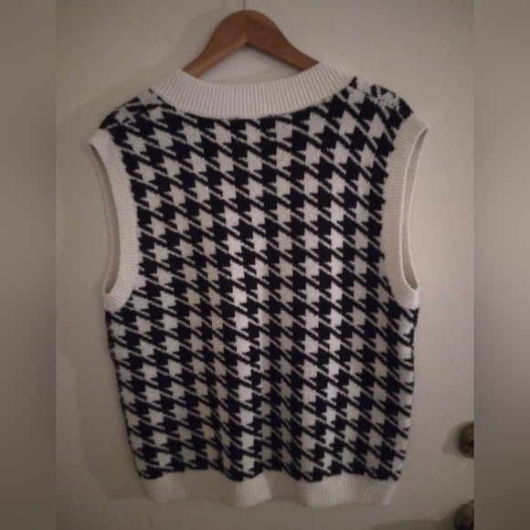 Sweater Vest - Picture 2 of 5